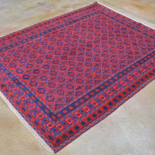 Load image into Gallery viewer, Hand-Knotted And Soumak Tribal Handmade Wool Rug (Size 5.2 X 6.2) Brrsf-6171