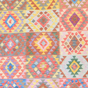 Hand-Woven Tribal Geometric Design Kilim Wool Rug (Size 6.3 X 10.2) Brral-3102