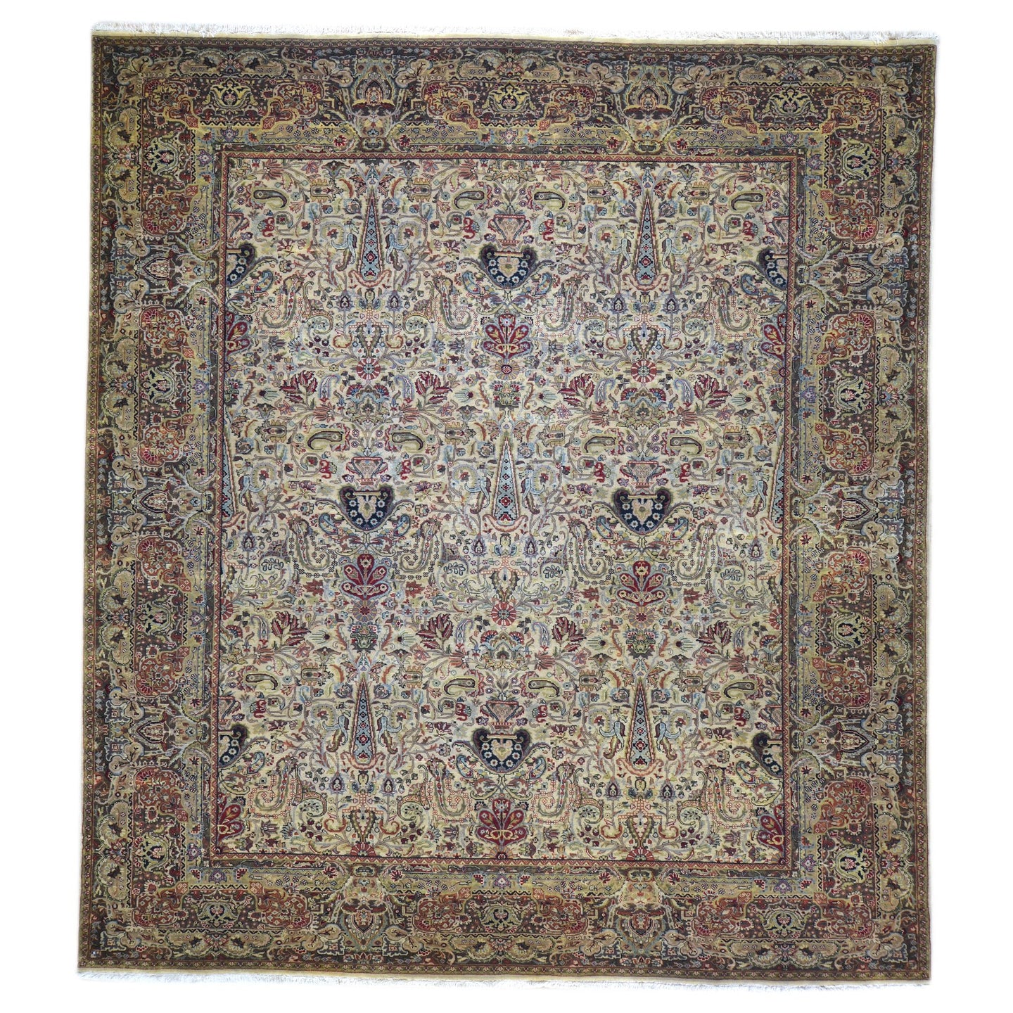 Oriental rugs, hand-knotted carpets, sustainable rugs, classic world oriental rugs, handmade, United States, interior design,  Brral-3660