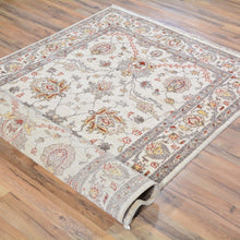 Load image into Gallery viewer, Hand-Knotted Peshawar Chobi Oushak Design Wool Rug (Size 4.0 X 6.0) Cwral-492