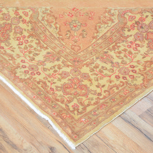 Hand-Knotted Vintage traditional Design Wool Rug (Size 7.9 X 9.8) Brrsf-810