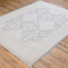 Load image into Gallery viewer, Hand-Knotted Peshawar Silver Wash Chobi Wool Rug (Size 5.0 X 6.5) Brrsf-726