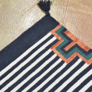 Hand-Woven Southwestern Kilim Geometric Design Handmade Wool Rug (Size 4.0 X 6.0) Brrsf-1074