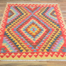 Load image into Gallery viewer, Hand-Woven Southwestern Afghan Kilim Handmade Wool Rug (Size 2.11 X 3.10) Cwral-3045