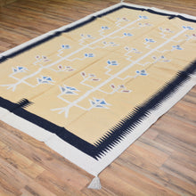 Load image into Gallery viewer, Hand-Woven Southwestern Design Kilim Wool Reversible Rug (Size 6.0 X 8.11) Brral-4077
