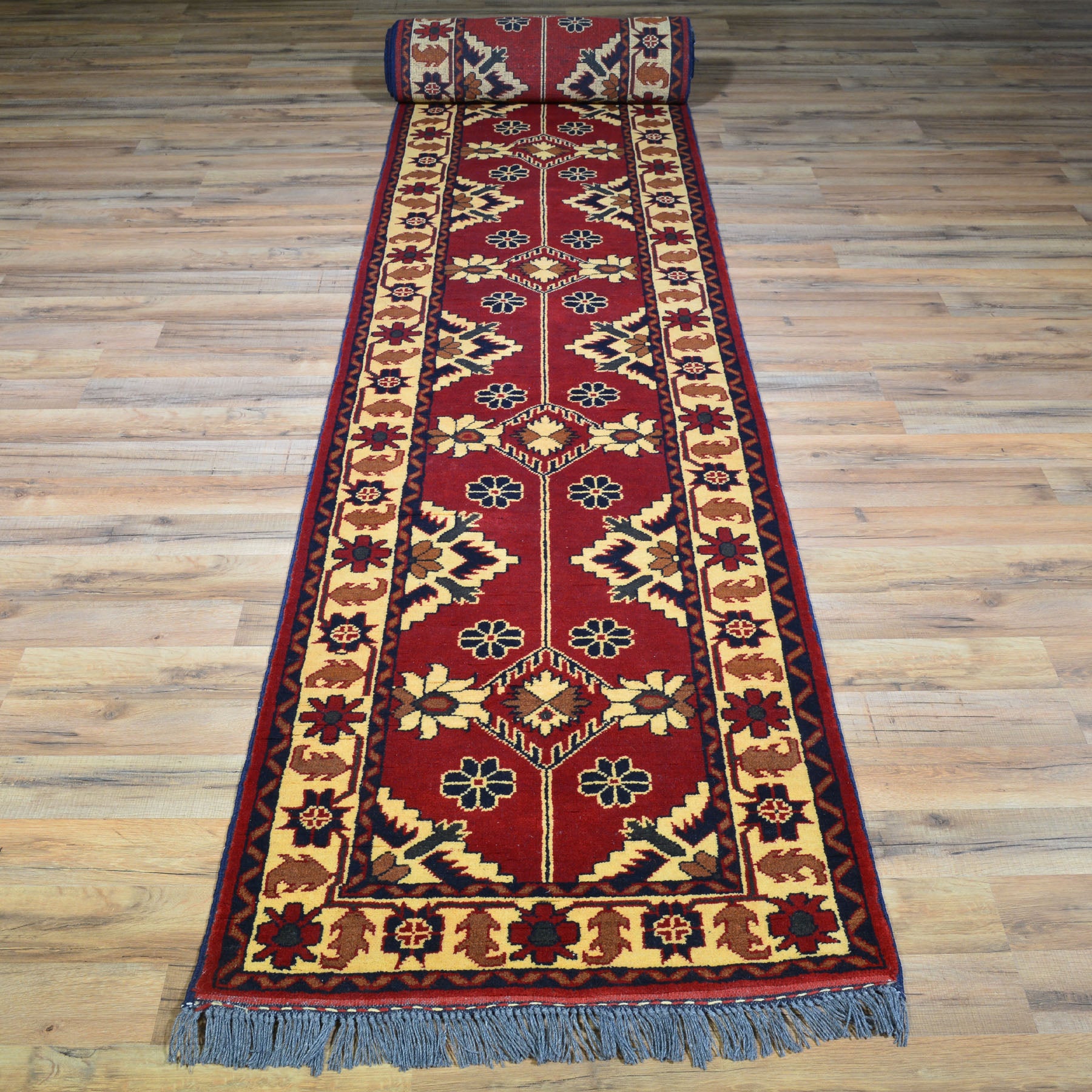 Sold at Auction: Hand Knotted Kilm Rug 4x3 ft #4835