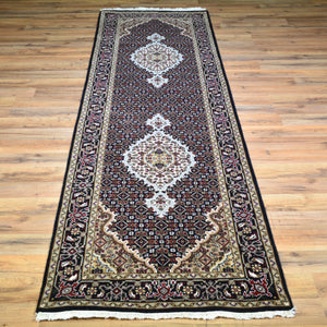 Hand-Knotted Indo Traditional Classic Design Rug (Size 2.6 X 8.2) Brral-4512