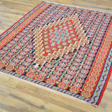 Load image into Gallery viewer, Flat-Weave Geometric Design Handmade Wool Rug (Size 4.0 X 4.10) Cwral-4983