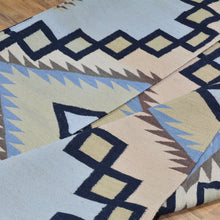 Load image into Gallery viewer, Hand-Woven Reversible Kilim Southwestern Design Wool Rug (Size 8.0 X 10.0) Cwral-6933