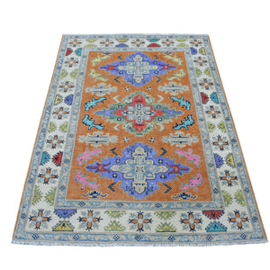 Hand-Knotted Handmade Geometric Design Wool Rug (Size 4.0 X 5.4) Cwral-7455