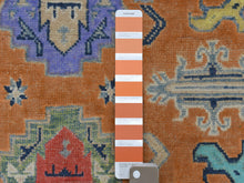 Load image into Gallery viewer, Hand-Knotted Handmade Geometric Design Wool Rug (Size 4.0 X 5.4) Cwral-7455