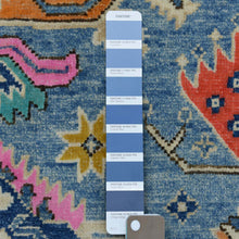 Load image into Gallery viewer, Hand-Knotted Handmade Colorful Geometric Design Wool Rug (Size 4.10 X 6.6) Cwral-7461