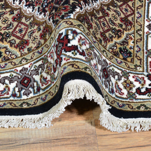 Hand-Knotted Mahi Design Handmade Wool Rug (Size 2.6 X 6.3) Cwral-7563