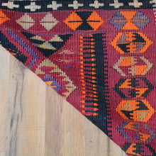 Load image into Gallery viewer, Hand-Woven Vintage Turkish Kilim Handmade Wool Rug (Size 6.1 X 15.4) Cwral-7581