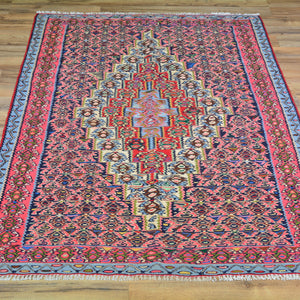 Hand-Woven Persian Sennah Kilim Geometric Design Wool Rug (Size 3.8 X 5.1) Cwral-7677