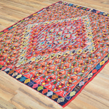 Load image into Gallery viewer, Hand-Woven Persian Sennah Kilim Geometric Design Wool Rug (Size 3.11 X 4.11) Cwral-7722
