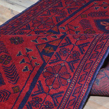 Load image into Gallery viewer, Hand-Knotted Tribal Khal Mohammadi Handmade Wool Rug (Size 2.6 X 6.7) Cwral-7758