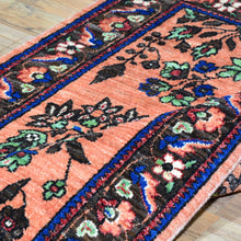 Load image into Gallery viewer, Hand-Knotted Oriental Pak Tribal Handmade Wool Rug (Size 3.1 X 5.3) Cwral-7770