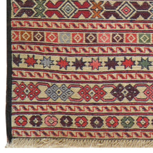 Load image into Gallery viewer, Flatweave Soumak Fine Tribal Maleeki Handmade Wool Rug (Size 3.2 X 4.3) Cwral-7845