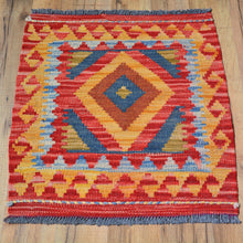 Load image into Gallery viewer, Hand-Woven Reversible Momana Tribal Kilim Handmade Wool Rug (Size 1.6 X 1.9) Cwral-7884