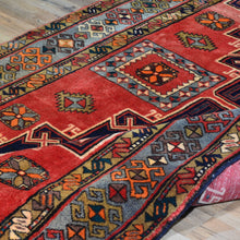 Load image into Gallery viewer, Hand-Knotted Persian Ardabil Handmade Authentic Wool Rug (Size 4.8 X 11.0) Cwral-7914