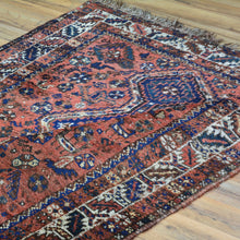Load image into Gallery viewer, Hand-Knotted Vintage Oriental Persian Tribal Wool Rug (Size 4.1 X 4.11) Cwral-9108