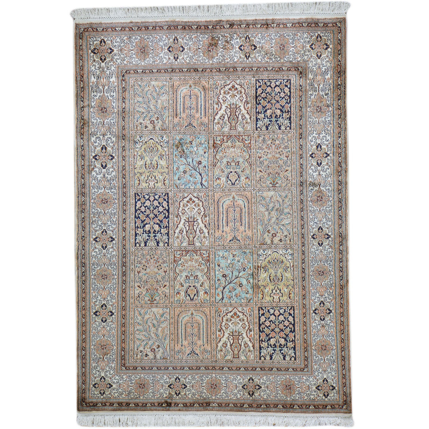 Hand-Knotted Traditional Design Kashmiri Silk Handmade Rug (Size 4.2 X 6.1) Cwral-9171