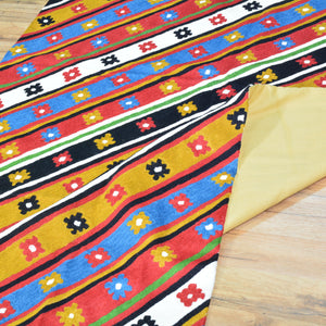 Hand-Woven Kashmiri Chain-Stitched Handmade Wool Rug (Size 3.11 X 5.11) Cwral-9297