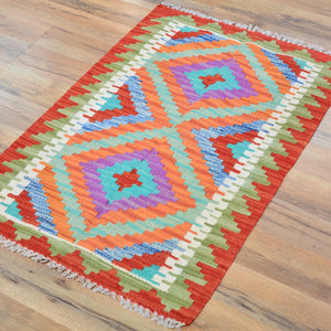 Hand-Woven Reversible Tribal Kilim Handmade Wool Rug (Size 2.0 X 2.11) Cwral-9318