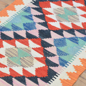 Hand-Woven Reversible Tribal Kilim Handmade Wool Rug (Size 2.1 X 3.1) Cwral-9402