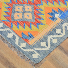 Load image into Gallery viewer, Hand-Woven Southwestern Afghan Kilim Handmade Wool Rug (Size 2.0 X 3.1) Cwral-9432