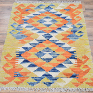 Hand-Woven Southwestern Design Kilim Handmade Wool Rug (Size 2.0 X 2.10) Cwral-9438