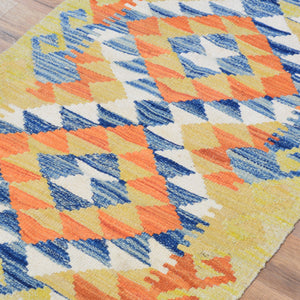 Hand-Woven Southwestern Design Kilim Handmade Wool Rug (Size 2.0 X 2.10) Cwral-9438