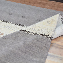 Load image into Gallery viewer, Hand-Knotted Contemporary Modern Stripe Wool Handmade Rug (Size 4.11 X 7.10) Cwral-9510