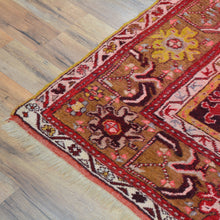 Load image into Gallery viewer, Hand-Knotted Oriental Vintage Turkish Kirsehir Handmade Wool Rug (Size 3.6 X 5.5) Cwral-9771