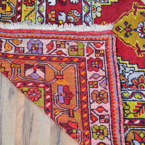 Hand-Knotted Oriental Vintage Turkish Kirsehir Handmade Wool Rug (Size 3.6 X 5.5) Cwral-9777