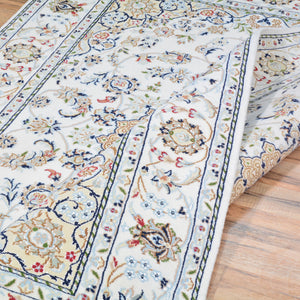 Hand-Knotted Fine Wool and Silk Traditional Nain Design Handmade Rug (Size 4.7 X 6.0) Cwral-9783