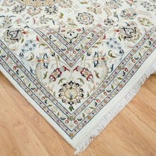 Load image into Gallery viewer, Traditional Design Hand-Knotted Wool/Silk Handmade Rug (Size 9.8 X 14.0) Cwral-9825