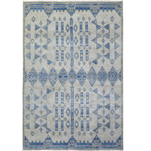 Load image into Gallery viewer, Hand-Knotted Peshawar Chobi Handmade Wool Traditional Rug (Size 6.1 X 8.10) Cwral-9858