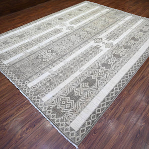 Hand-Knotted Peshawar Wool Southwestern Design Rug (Size 9.1 X 11.8) Cwral-9903