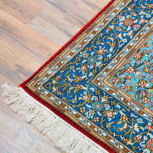 Hand-Knotted Traditional Design Kashmiri Silk/Silk Handmade Rug (Size 4.1 X 6.1) Cwral-9975