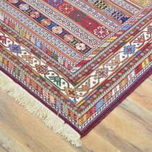 Load image into Gallery viewer, Fine Soumack Weave Tribal Design Handmade Wool Rug (Size 4.11 X 6.9) Cwral-9987