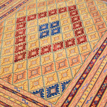 Load image into Gallery viewer, tribal rug