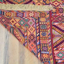 Load image into Gallery viewer, Multi-Weave Oriental Soumak Tribal Handmade Wool Rug (Size 4.11 X 6.3) Cwral-10026