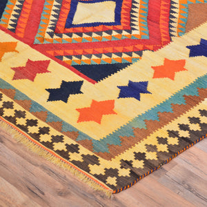 Hand-Woven Persian Kilim Geometric Design Handmade Wool Rug (Size 4.10 X 8.6) Brrsf-1380