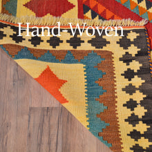 Load image into Gallery viewer, Hand-Woven Persian Kilim Geometric Design Handmade Wool Rug (Size 4.10 X 8.6) Brrsf-1380