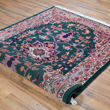 Load image into Gallery viewer, Hand-Knotted India Heriz Design 100% Oriental Wool Rug (Size 3.11 X 6.1) Cwral-4683