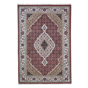 Oriental rugs, hand-knotted carpets, sustainable rugs, classic world oriental rugs, handmade, United States, interior design,  Brral-6645