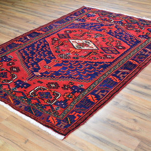 Hand-Knotted Persian Hamadan Wool Geometric Design Rug (Size 4.6 X 6.10) Cwral-6657