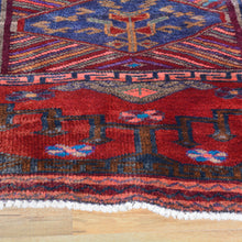 Load image into Gallery viewer, Hand-Knotted Persian Handmade Wool Rug (Size 4.2 X 7.3) Cwral-2235